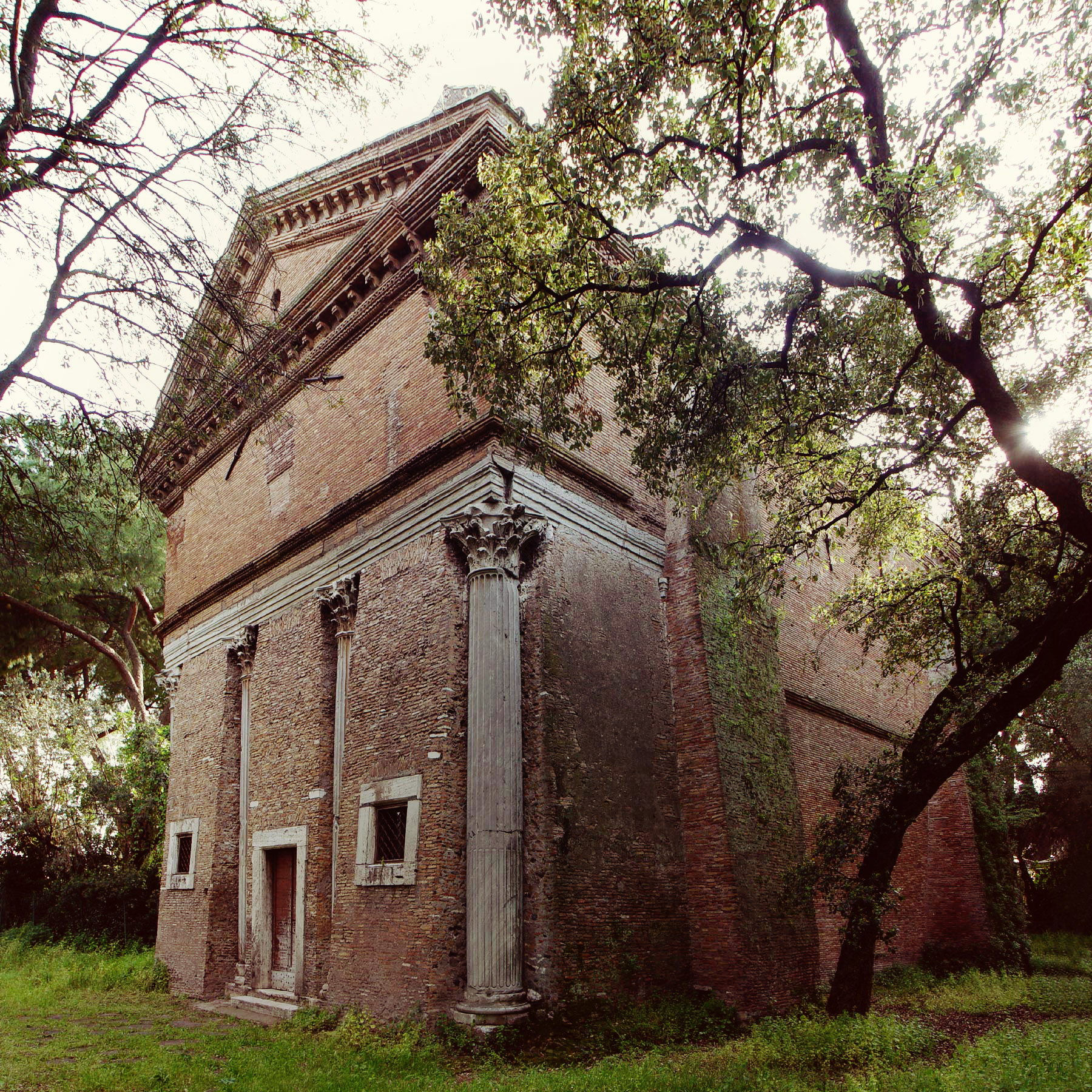 New! Apertura riservata: la chiesa di Sant’Urbano in Caffarella 27/12  ore 11:20
